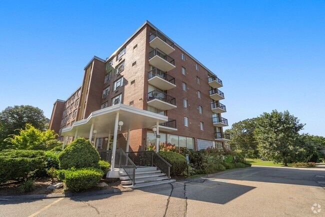 Building Photo - 20 Hammond Pond Pkwy Unit 408 Rental