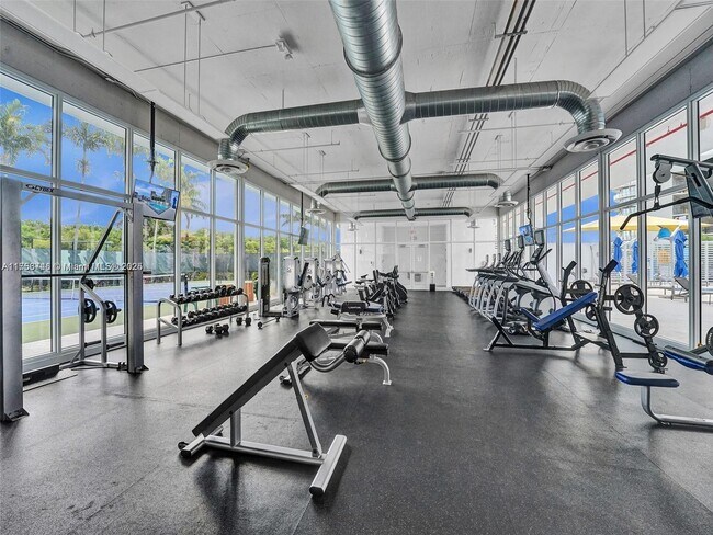 Photo - 15051 Royal Oaks Ln Unidad # 103 Rental