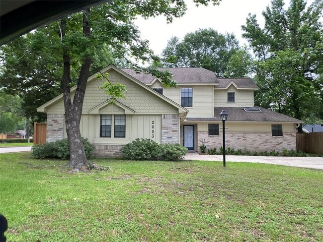 Photo - 2003 Creston Dr House