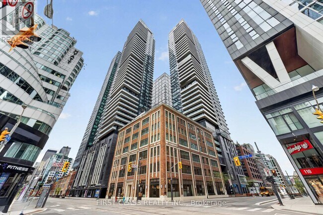 Photo - 115 Blue Jays Way Unit 1709