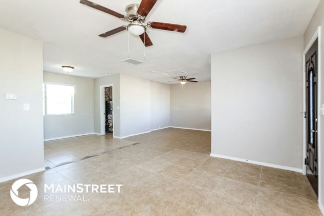 Photo - 2202 E Marmora St