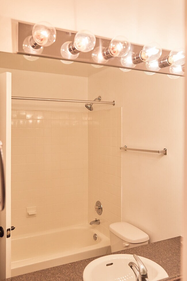 Photo - 5904 Forest View Rd