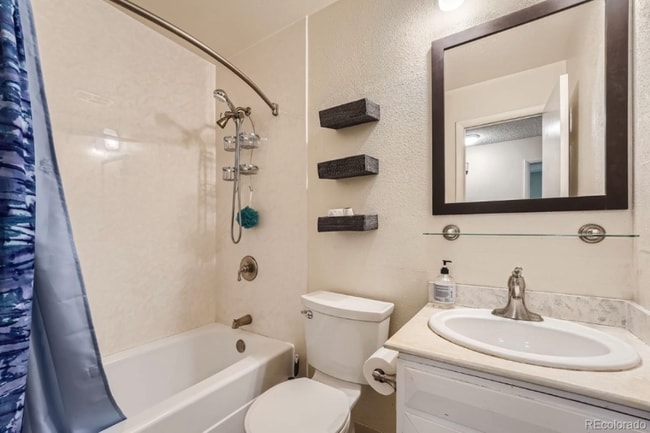 Photo - 13010 Lowell Ct