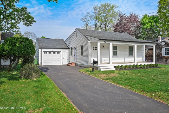 Building Photo - 57 Villa Pl