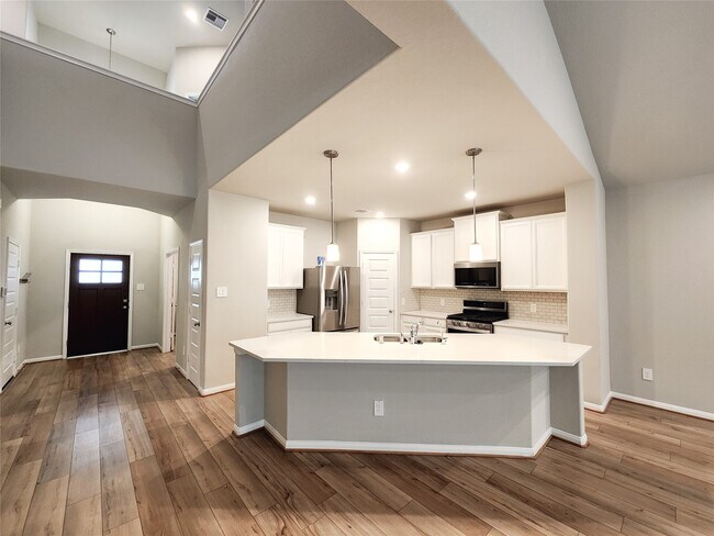 Photo - 10714 Clfs Vw Dr