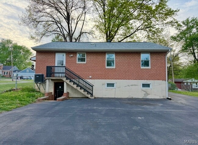 Photo - 7602 Elton St