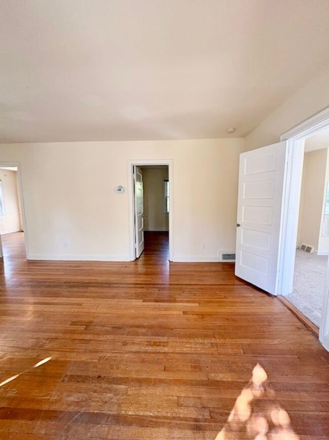 Photo - 4541 Fairfield Dr
