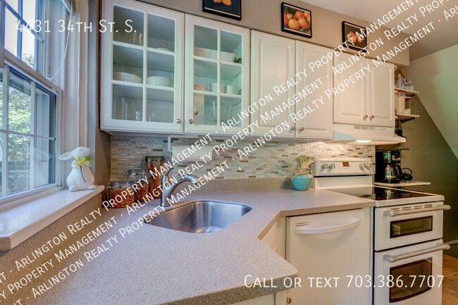 Photo - 4431 34th St S