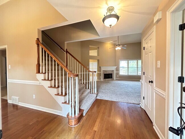 Photo - 1785 Wood Mills Dr W