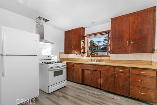 Photo - 725 Michigan Ave