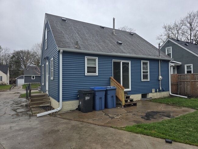 Photo - 3439 Cleveland St NE