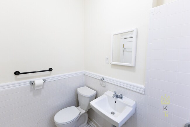 Photo - 27 Park Dr Unit #5