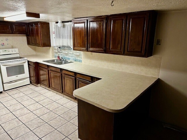 Photo - 498 Fern Dr