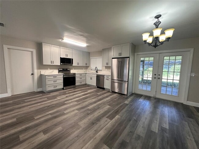 Photo - 1131 Robin Hood Ct