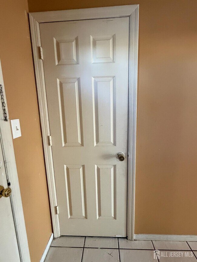 Photo - 1202 Woodbridge Commons Way