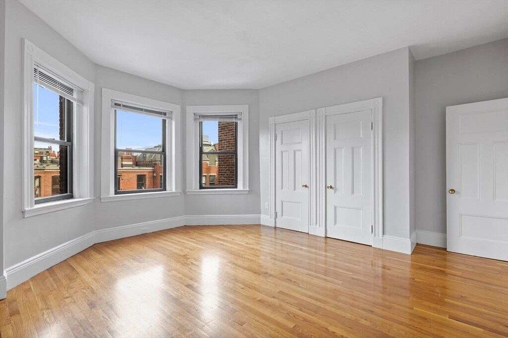 Photo - 907 Boylston St Unit 32