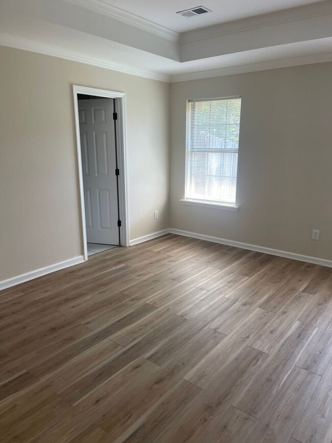 Photo - 2708 Henson Pl