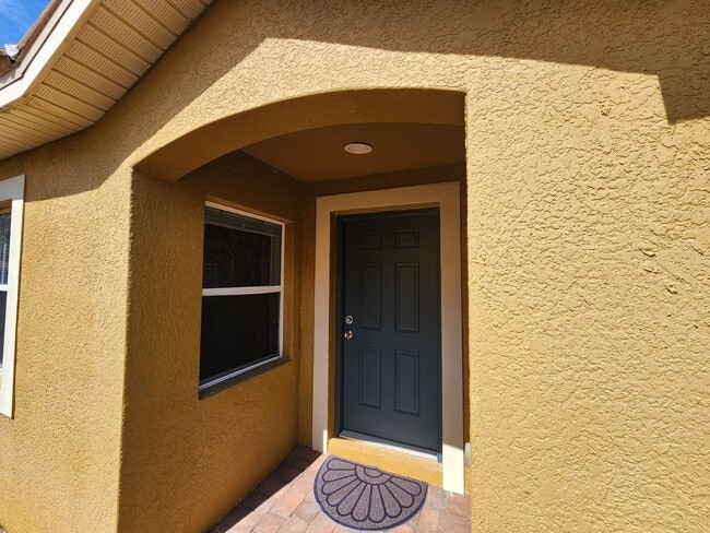 Photo - 2/2 Lehigh in Vistana Villas $500.00 Off First Month