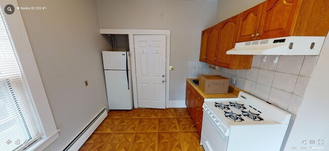 Photo - 224 Banks St Unit 220-1