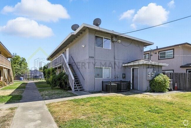 Building Photo - 15th Ave_4Plex Unit 1 Rental