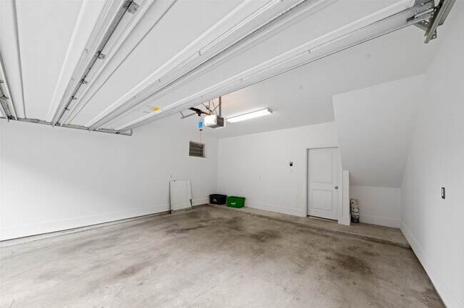 Photo - 1823 Drew St