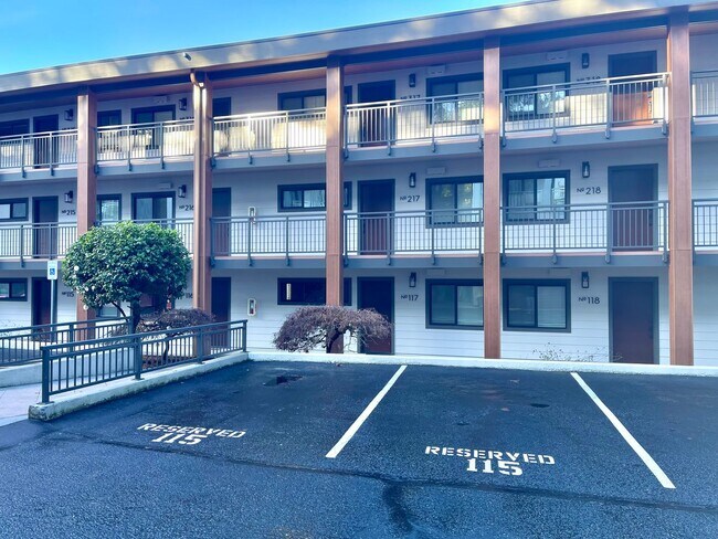 Photo - Great Condo for Rent Unit #116