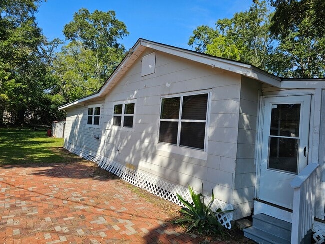 Photo - Biloxi 2 Bedroom