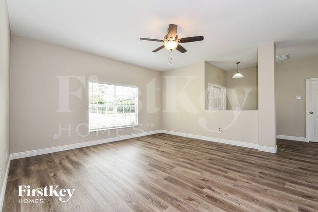 835 SW 17th Terrace