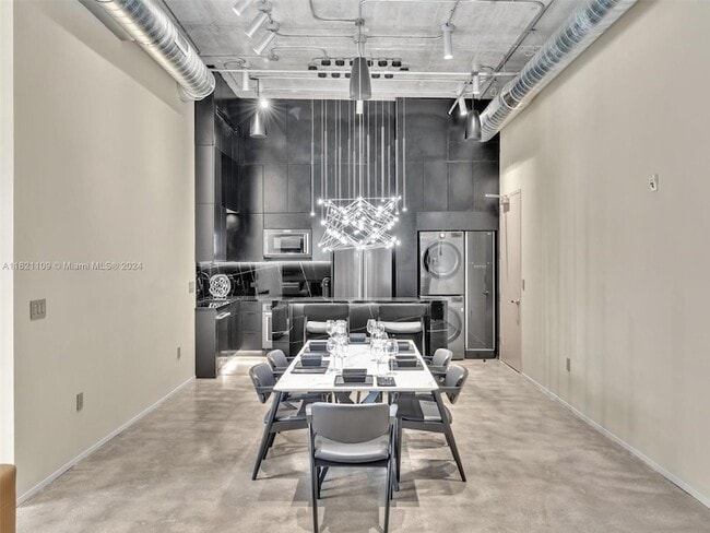 Photo - 250 NW 23rd St Unit 410
