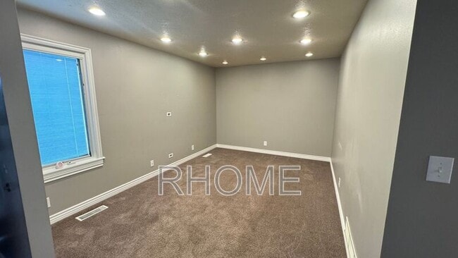 Photo - 204 E 735 S Unit #32