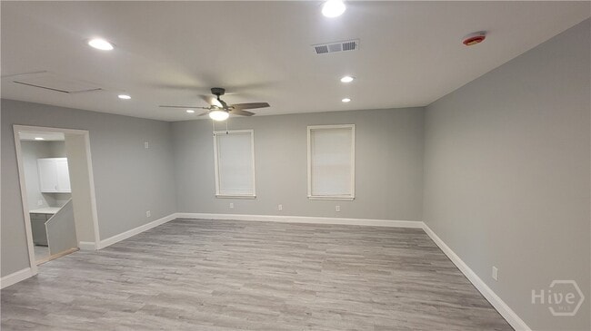 Building Photo - 1129 E Bolton St Rental