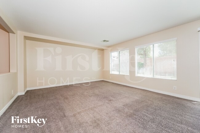 Photo - 6528 Feather Peak St