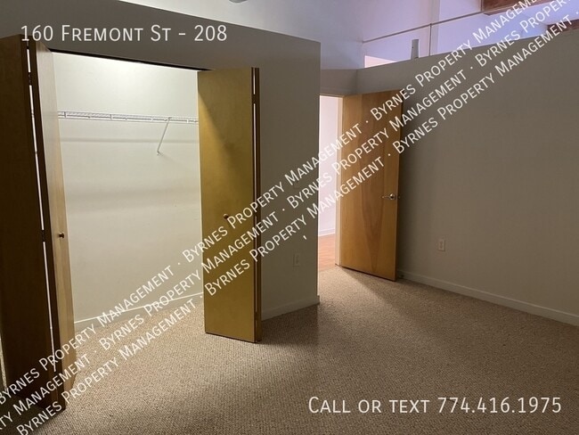 Photo - 160 Fremont St