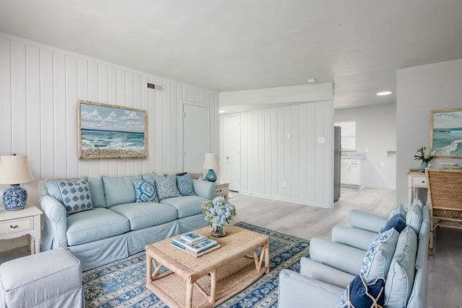 Photo - Privately Owned Crestwood Gardens!