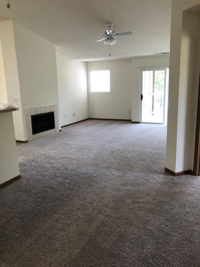 Photo - Hollow Creek IV Apartments