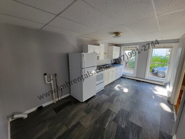 Photo - 97 Grove St Unit 1