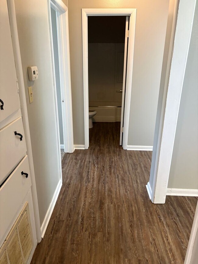 Photo - 2015-2017 W Lawson St Unidad 2015