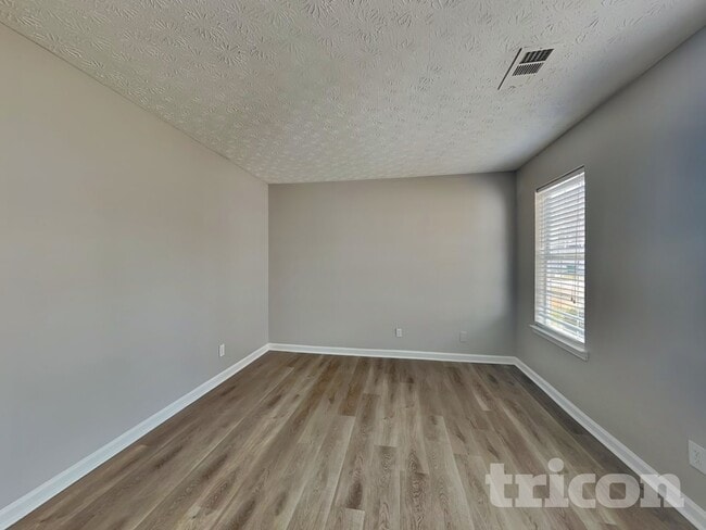 Photo - 5730 Wellborn Creek Dr