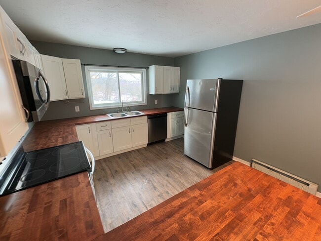Photo - 3 Floor Farmhouse with Spacious Land