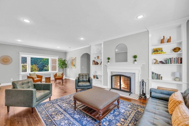 Building Photo - 115 Wexford Pl Unit ID1302851P Rental