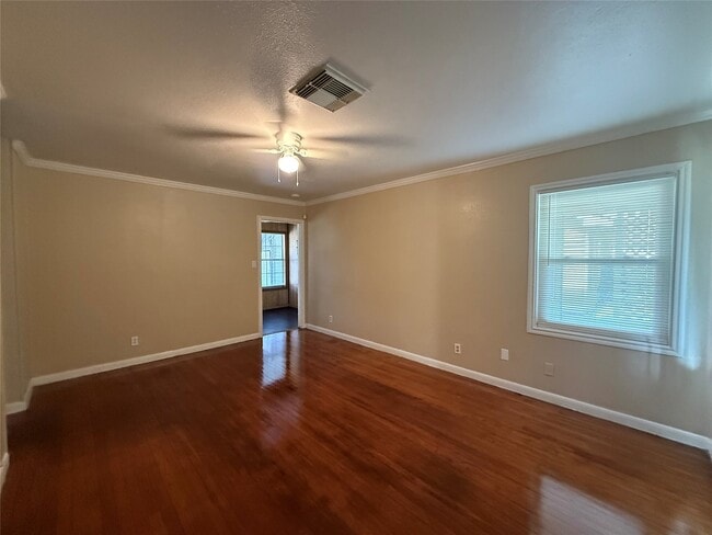 Photo - 1401 Pugh Dr