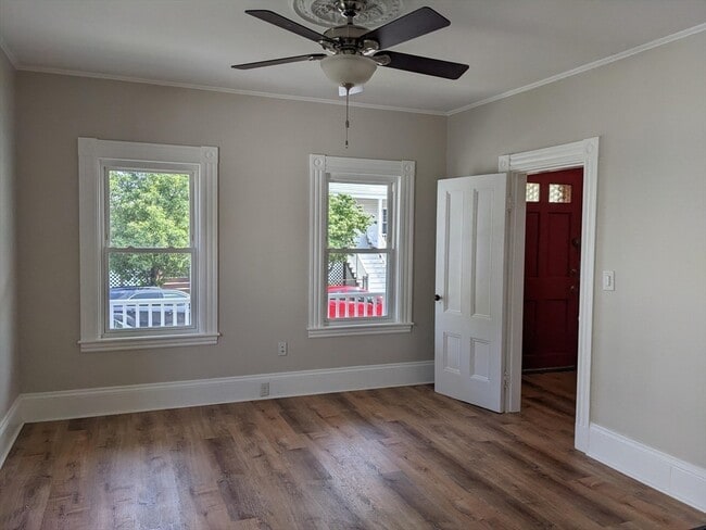 Photo - 56 Clayton St