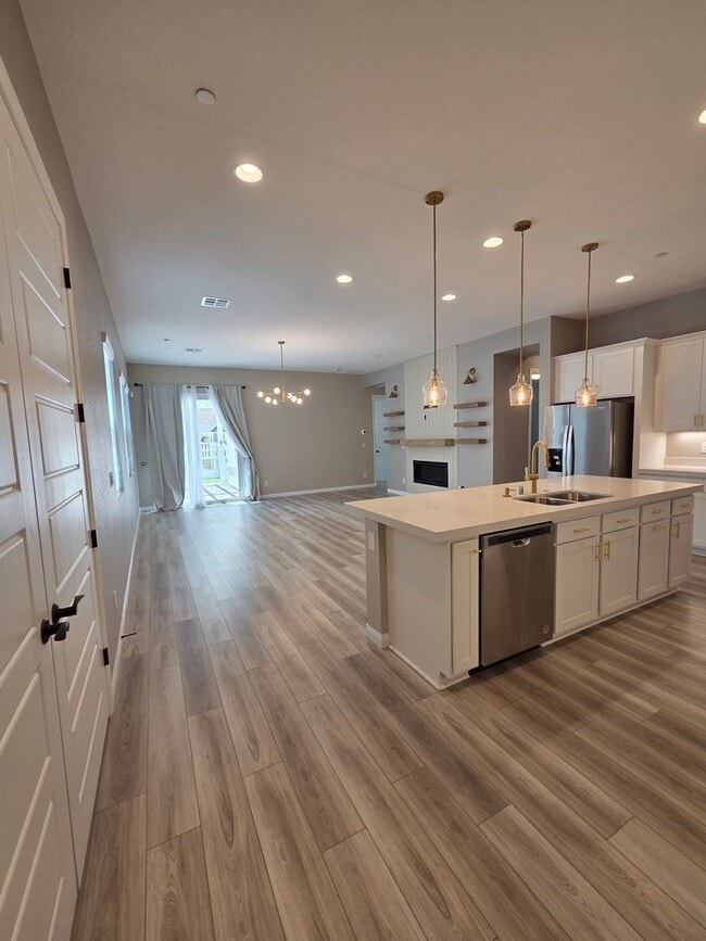 Building Photo - Gorgeous Upgraded Single-Story in Skye Canyon – 4 Beds, 3 Baths, Open Floorplan & Designer Finishes!