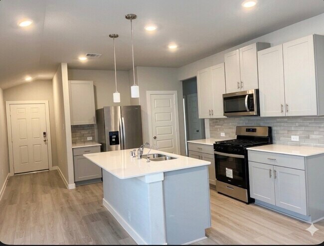 Photo - 5535 Madden Ln