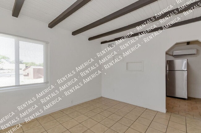 Photo - 3048 N Sparkman Blvd