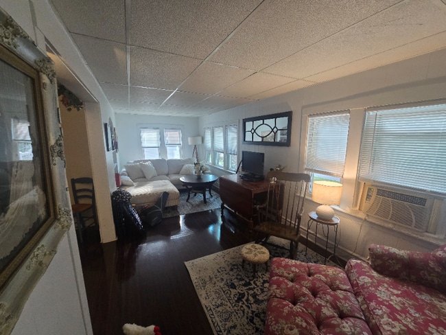 Photo - 5021 W Winona St Apartment Unit 1