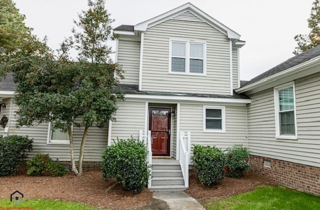 Photo - Townhouse with 2 bedrooms and 1.5 bathrooms in Willow Oaks