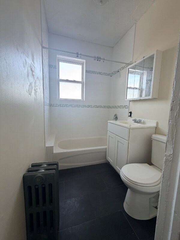 125 Carolina St Unit 2R