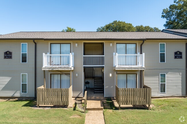 Hunter Oaks Apartments