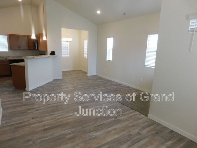 Photo - 2364 Canyon Ct